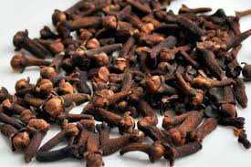 Health Benefits  of Cloves and  its Oil
