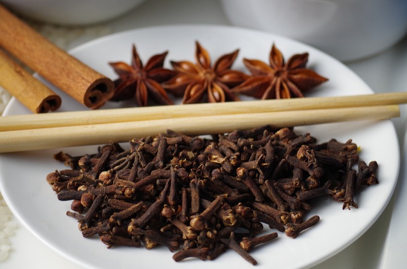 Cloves for acidity