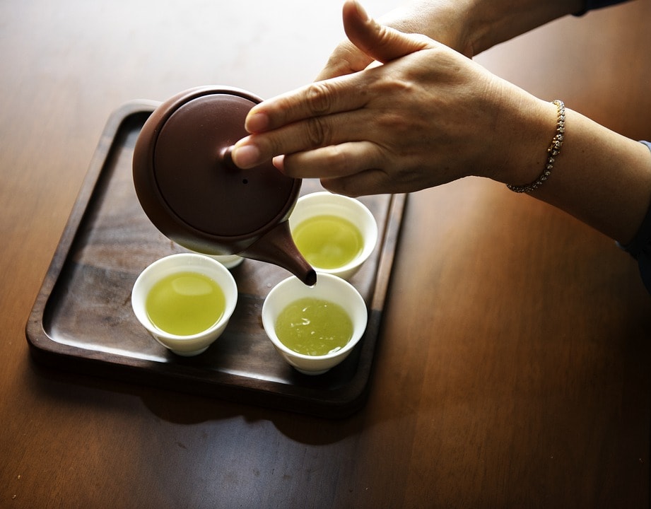 Green tea oil