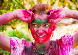 How to take care of your hair and skin after Holi