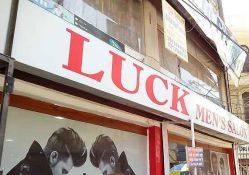 Luck Men's Salon H-3/1, Opp. Anandpur Trust, Krishna Nagar, New Delhi