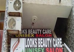 Looks Beauty Care Unisex Salon 