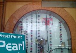 Pearl Parlor UG-1, B-47, Street no - 15, Madhu Vihar, I P Extension, Delhi-110092