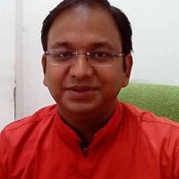 Dr Tarun Vashishtha
